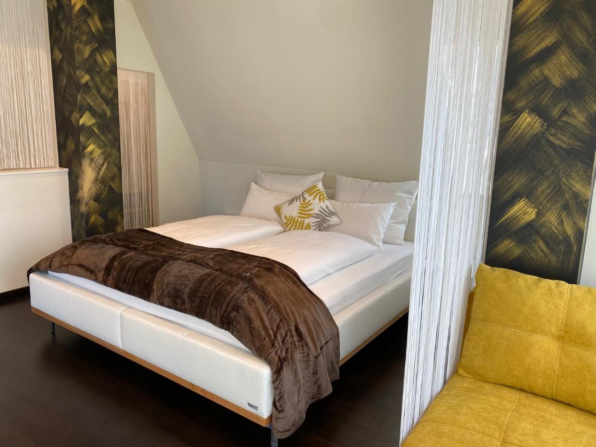 Loft Im Turm Apartment ไมส์โฮเฟิน ภายนอก รูปภาพ