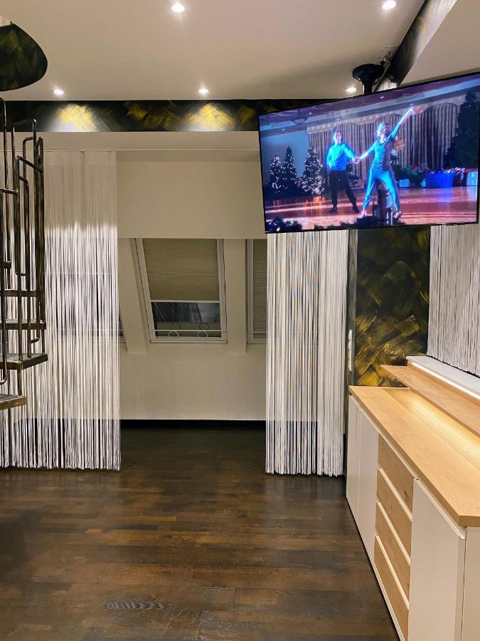 Loft Im Turm Apartment ไมส์โฮเฟิน ภายนอก รูปภาพ